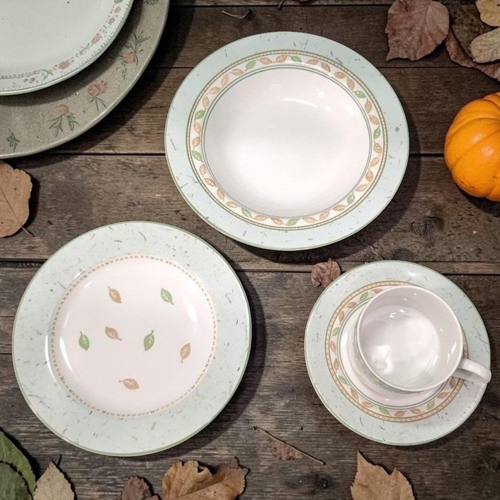 Johnson Brothers Paper Leaves Stoneware Vintage 3-Piece Place Setting Dinnerware
